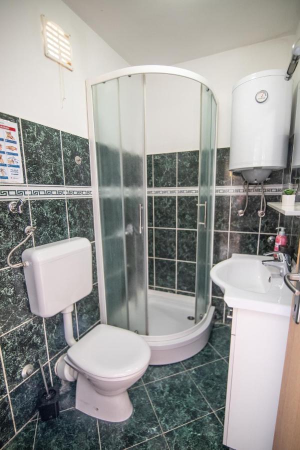 Apartments Loriana Šibenik Екстериор снимка