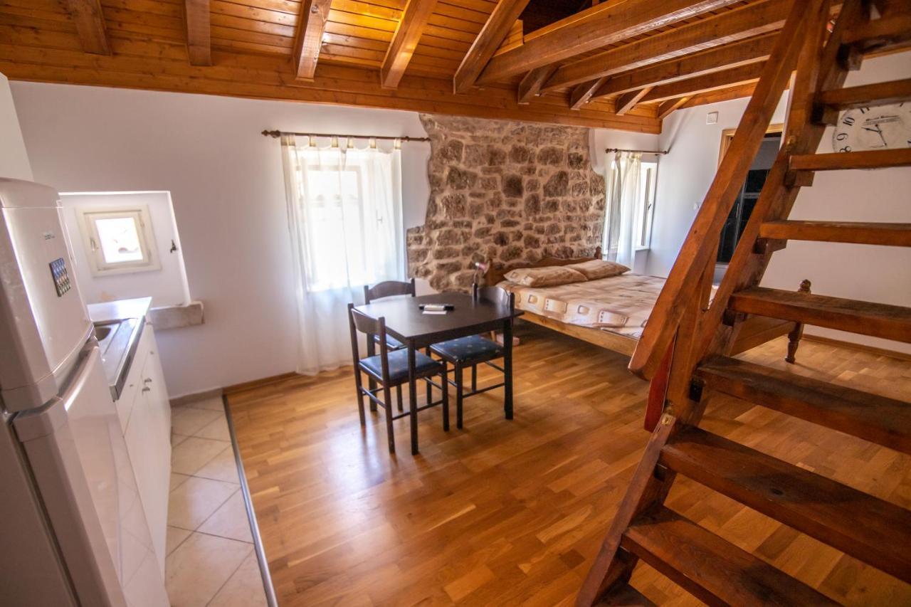 Apartments Loriana Šibenik Екстериор снимка