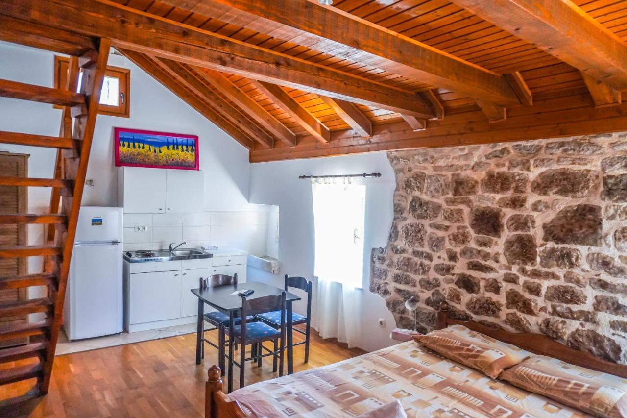 Apartments Loriana Šibenik Екстериор снимка