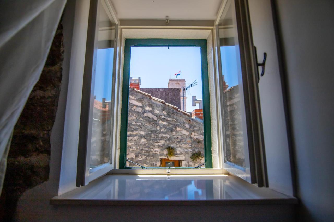 Apartments Loriana Šibenik Екстериор снимка