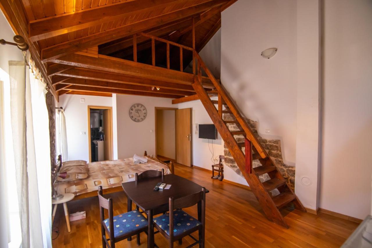 Apartments Loriana Šibenik Екстериор снимка