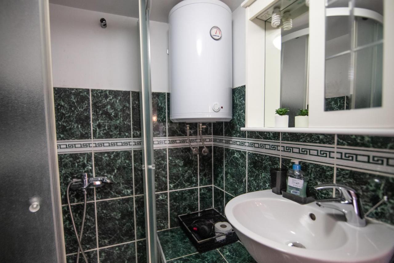 Apartments Loriana Šibenik Екстериор снимка