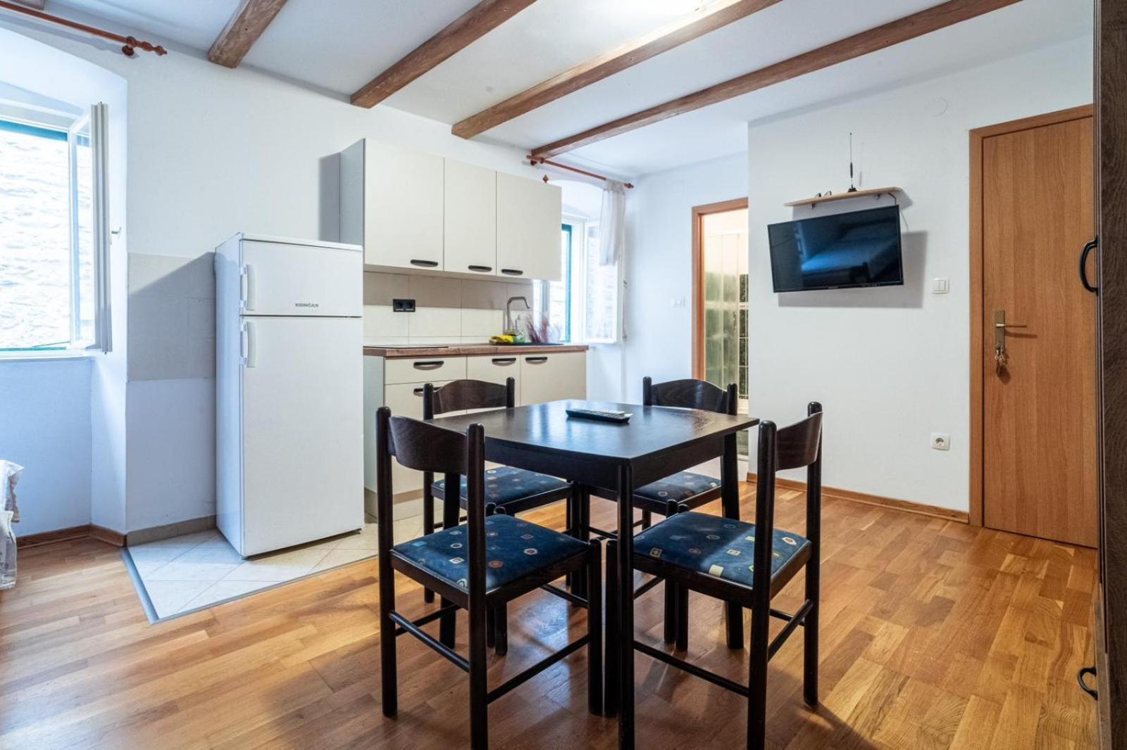 Apartments Loriana Šibenik Екстериор снимка